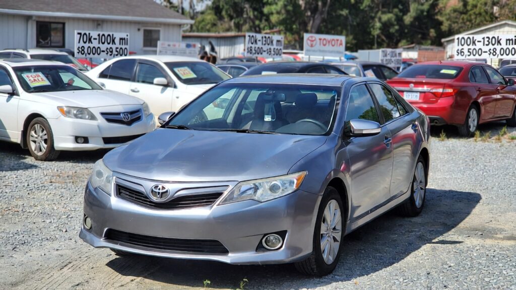 2011 Toyota Camry XLE and Honda Accord comparison exterior