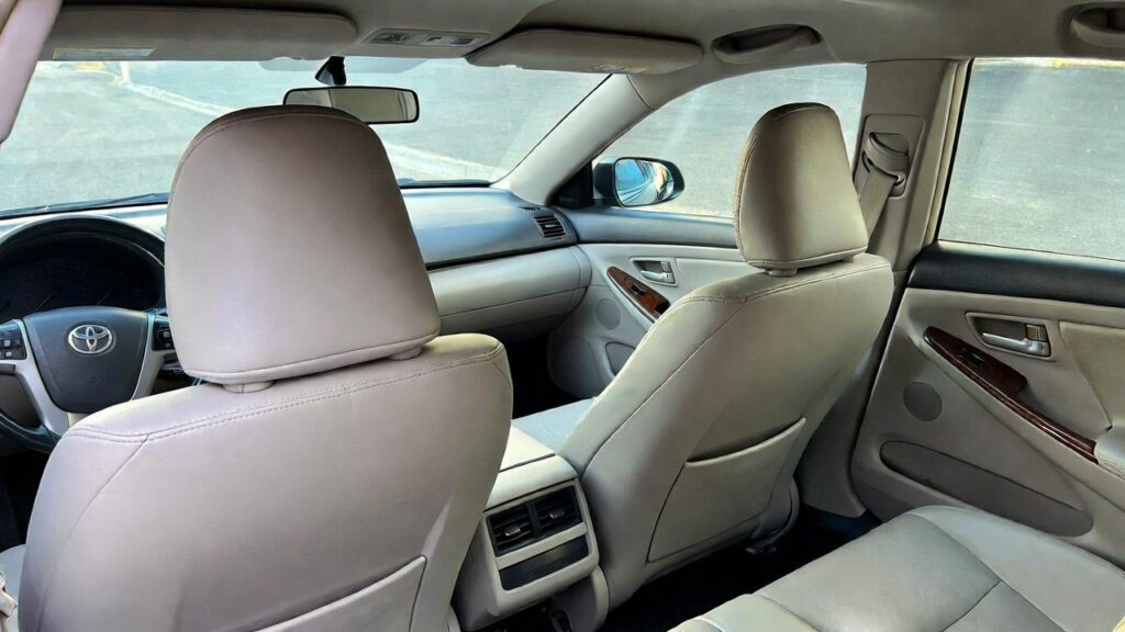 2011 Toyota Camry XLE interior view leather seats and dashboard