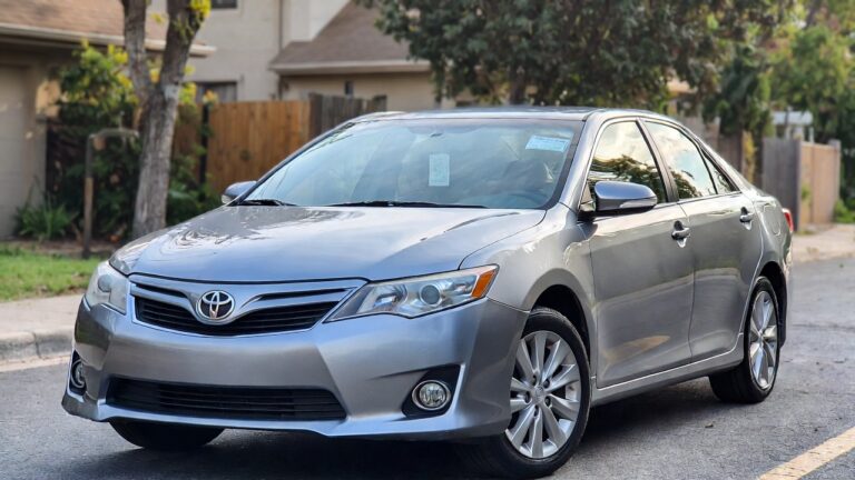 2011 Toyota Camry XLE exterior view for featured image
